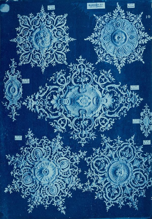 Rosaces de plafond de style, cyanotype
